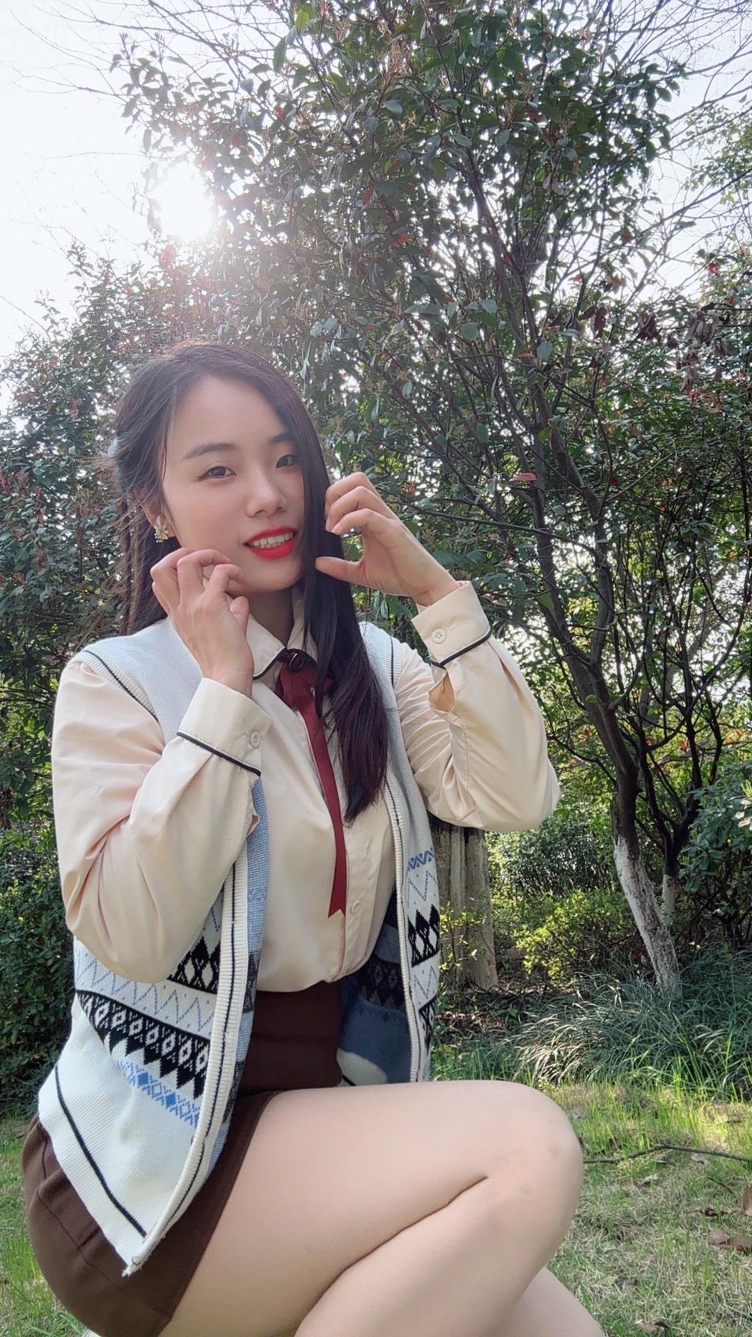 希望大家好吃好喝好睡，没有一点烦恼！生活就是要开心一点