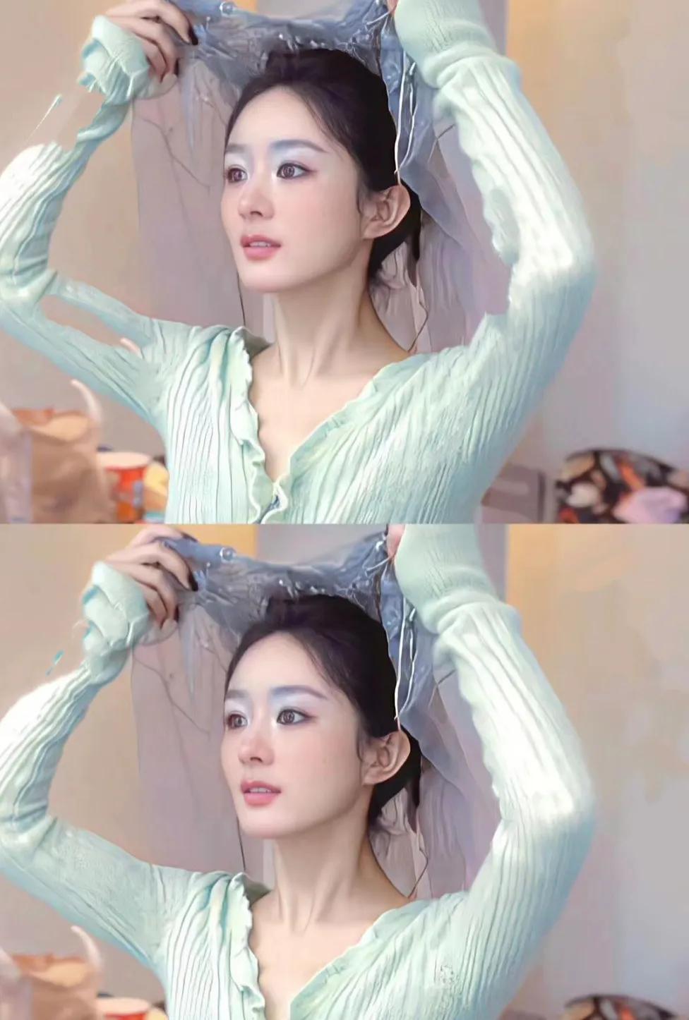 她一直都超美 但是不营销美貌 还珠一眼就被惊艳了 江百合和沈雨时期也超美 