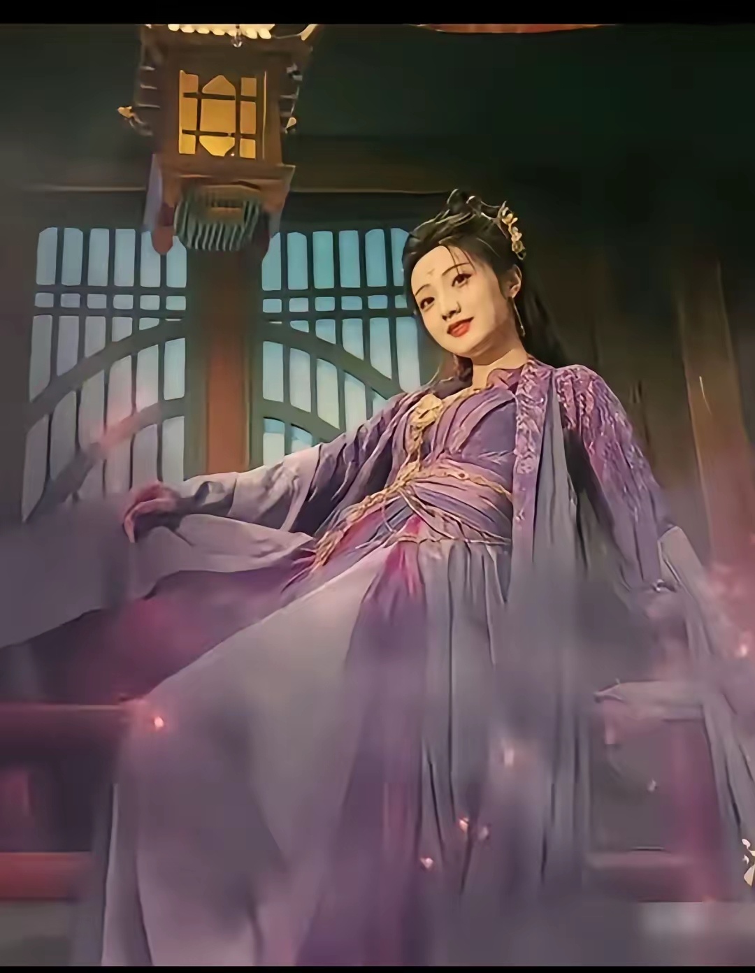 黄羿真的出圈了，新剧比那个什么女主好看。 