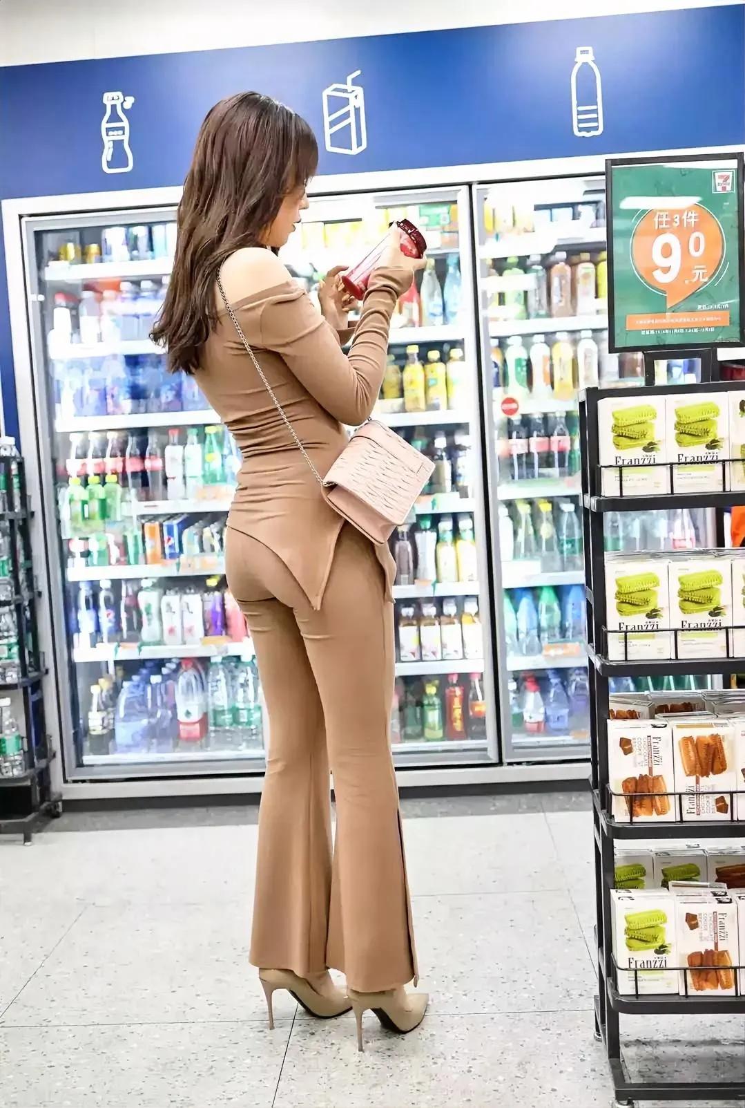 这样的身材是不是特招人喜欢？