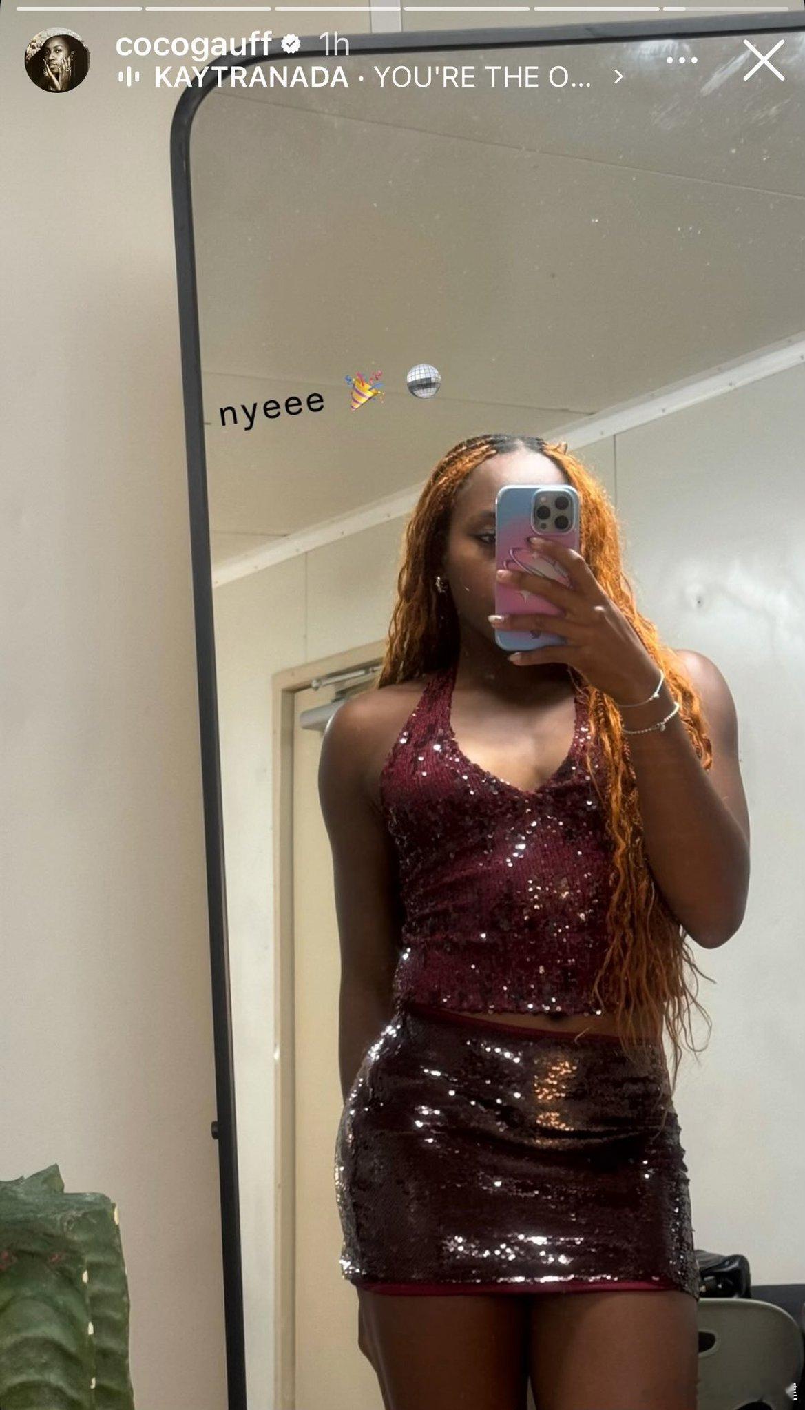 你们同意吗？费德勒的前教练安纳孔认为，高芙需要在心理层面展现进步：“在我看来，c