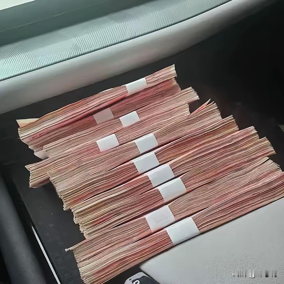 还钱的学问？
利息怎么给？方法很多吧！特别是亲兄弟姐妹之间，若直接连本带息一起还