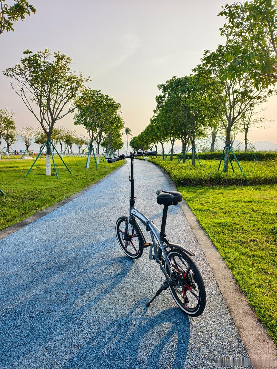 珠三角发展纵横观察录 配套齐全、空间开敞的格力海岸片区，这十年越来越漂丽✔ 