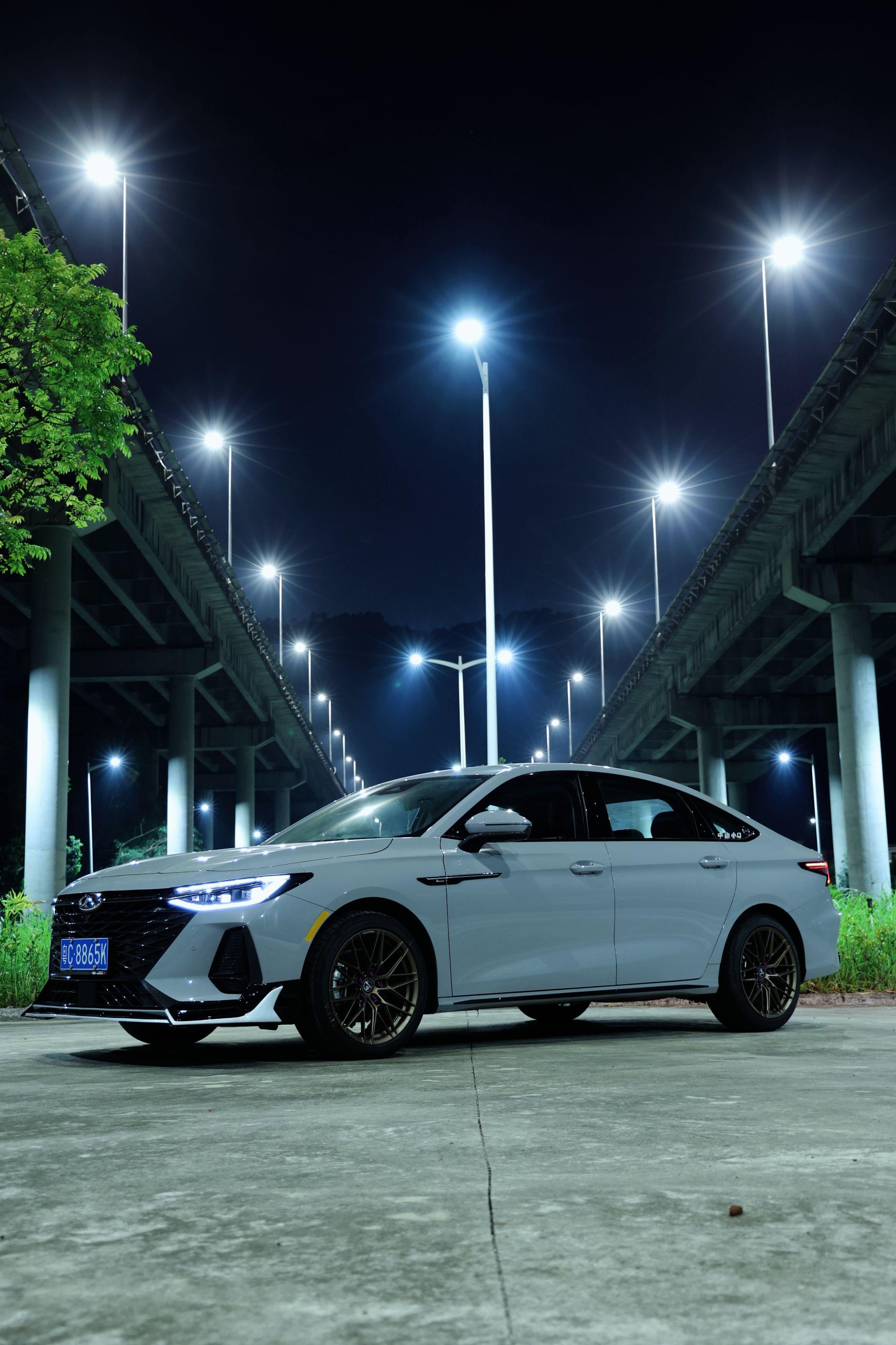 艾瑞泽8真的是一款会让年轻人心动的车