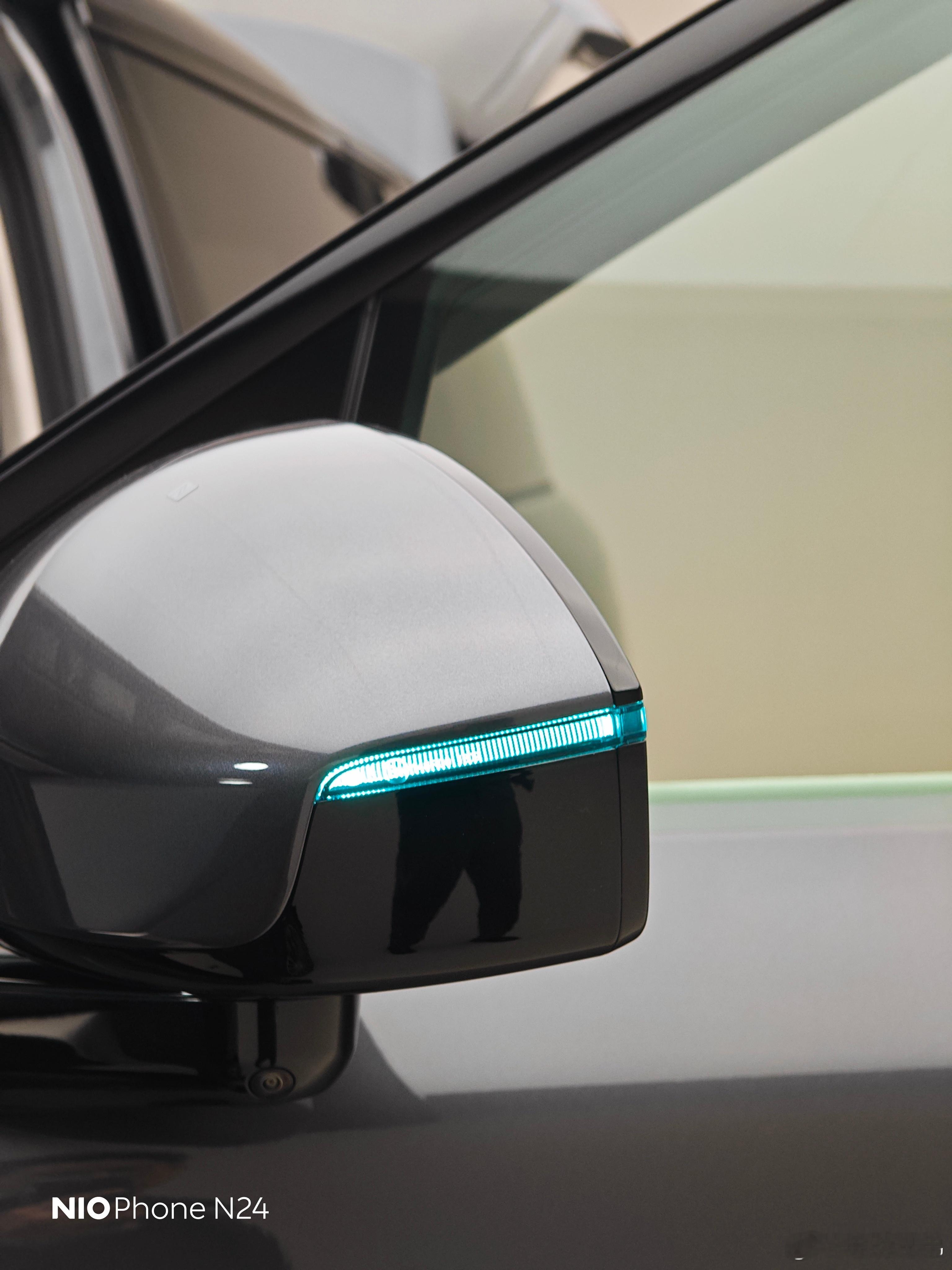 先说结论，结合这两天的氛围，小鹏GX可能被大多数人低估了，这车的产品力绝对有的打