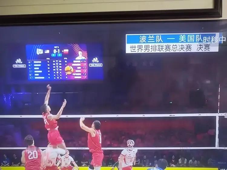波兰男排主力队员托马什.福纳尔，傲慢与偏见的辱华恶俗之言，犹如雾霾中的二氧化硫弥
