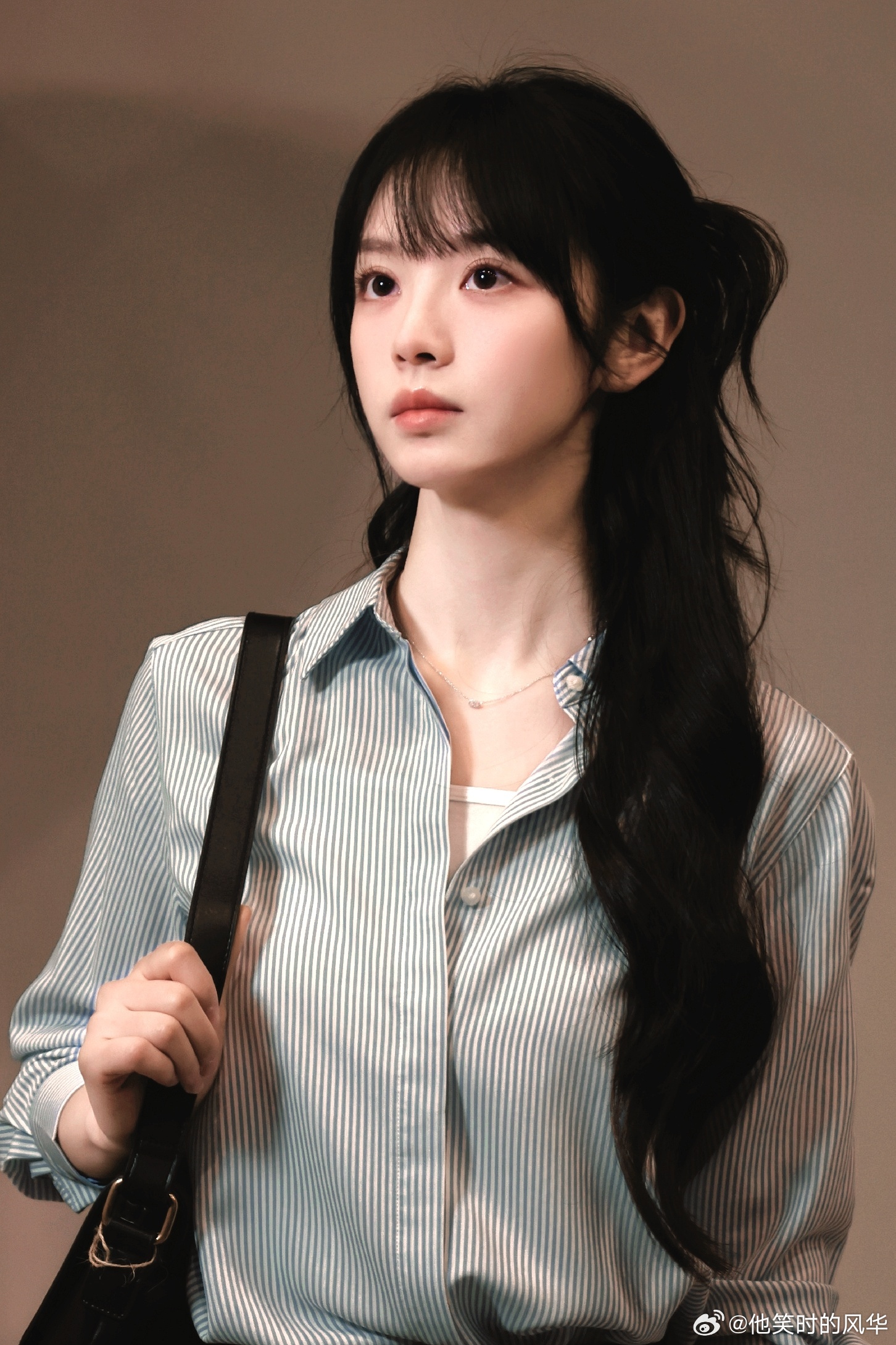 田曦薇高智感学姐天才女友 找田曦薇饰演林知夏真的太妙，高智感不是刻意演出来，是眉