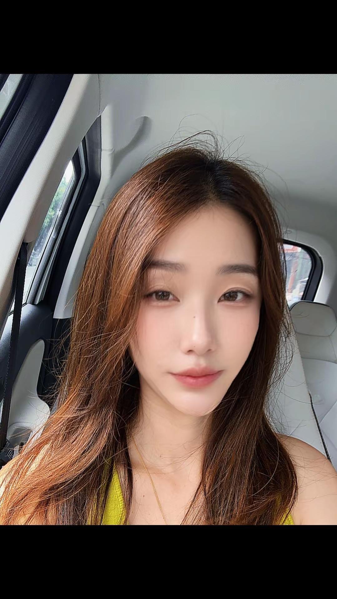 巷子里的猫很自由却没有归宿 人生这道题怎么选都有遗憾.