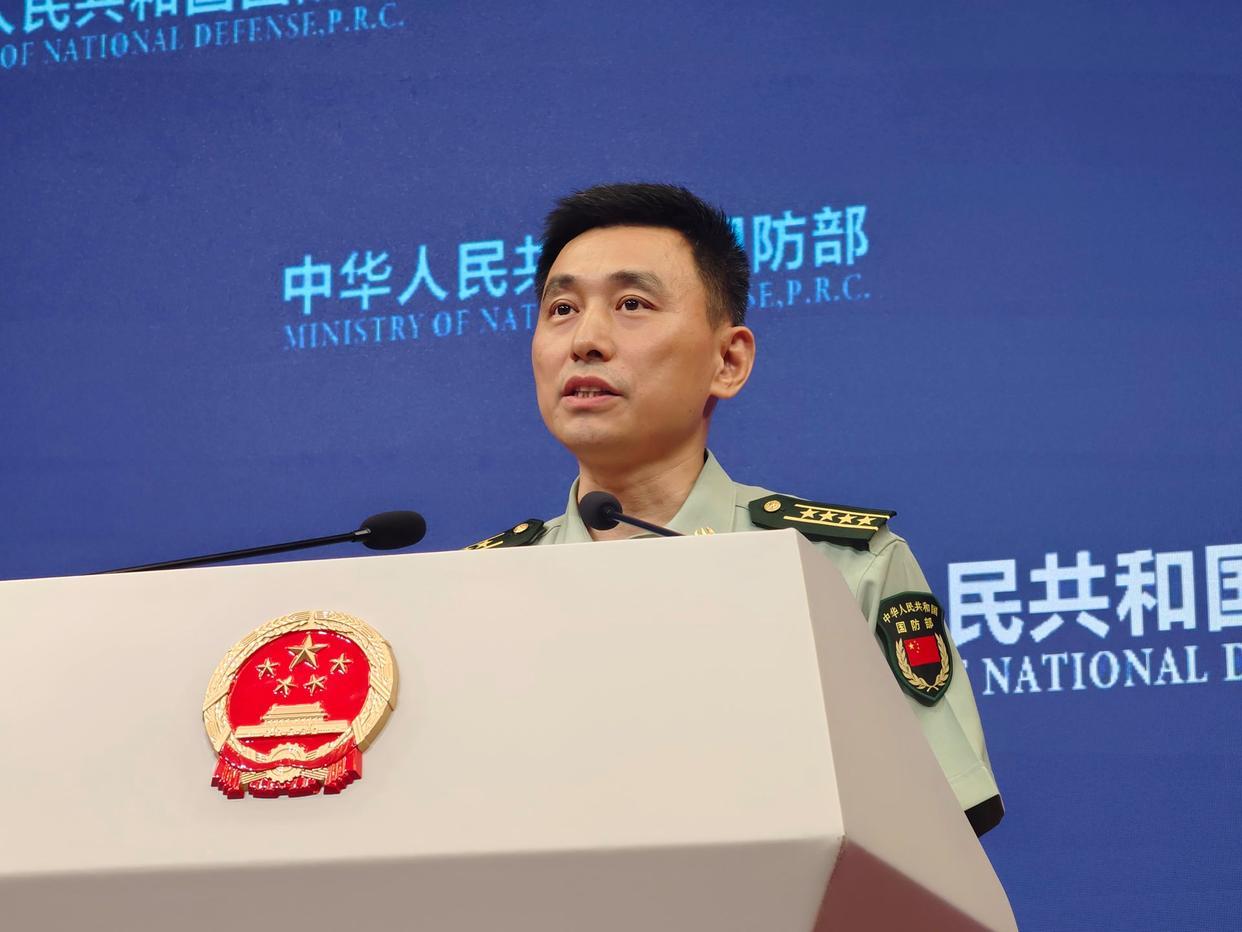 国防部撂下狠话：中国统一大势，谁拦谁死！

昨天国防部发言人当面把话挑明，越来越