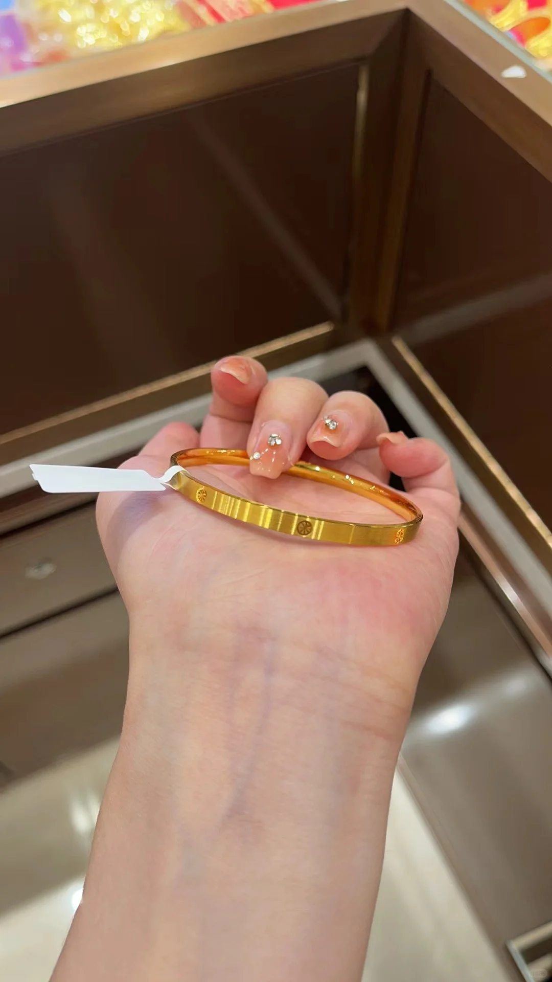 18岁的时候要纯爱 现在只要纯金