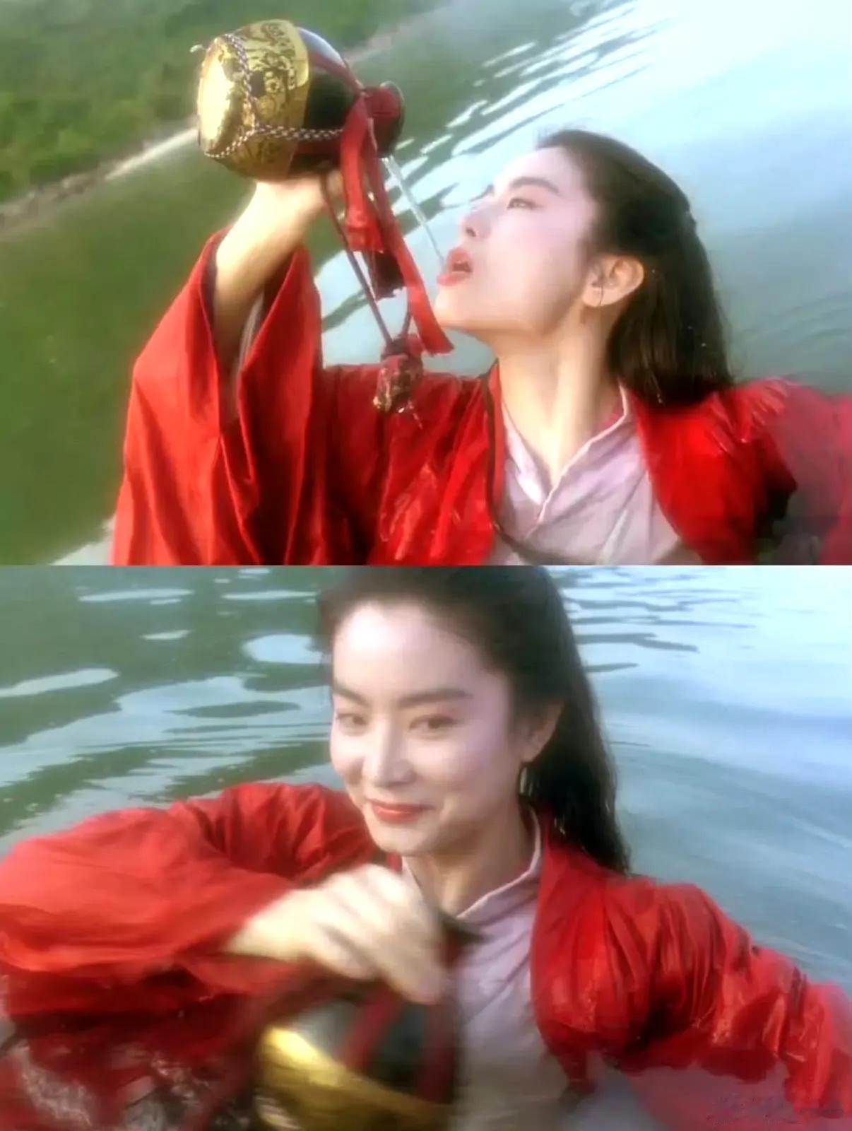 拼命要王家卫剧本
林青霞之前的专访爆料过王家卫拍戏没有剧本，一直拼命找王家卫要剧