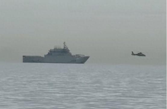 美军15艘舰艇已经全部部署到位，霍尔木兹海峡封锁，现在也正式开始！

美国这回，