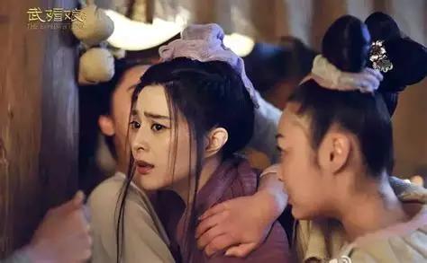 公元740年的一道"圣旨"——裂开了一个男人的一生史上最无耻的一道圣旨长这样：朕