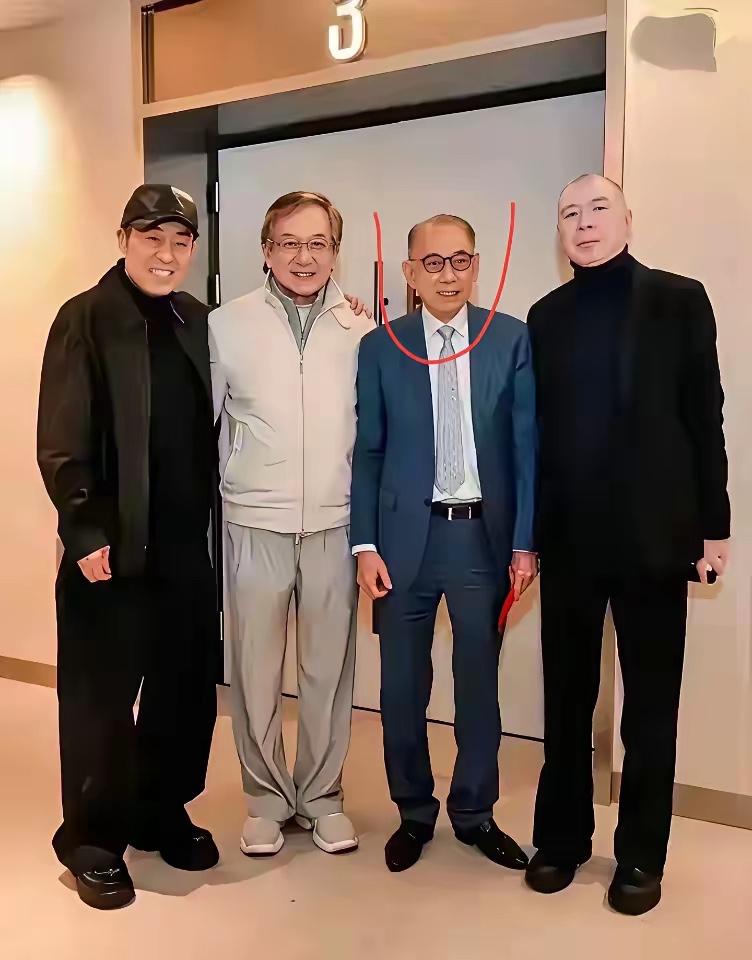 张艺谋成龙和冯小刚我认识，其中一位大佬是谁？