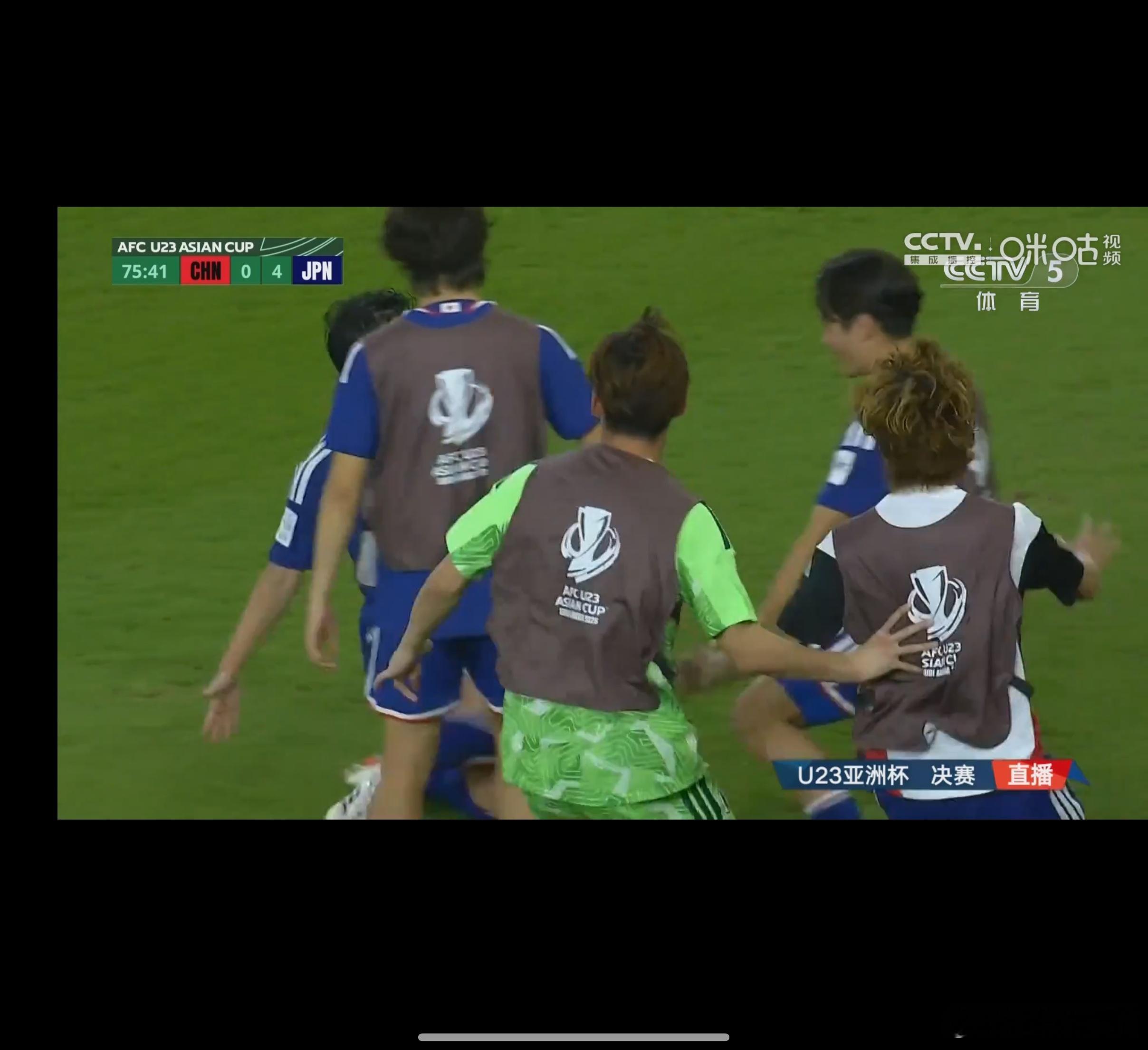 U23国足vs日本彻底没戏了，国足还是不太行，大家洗洗睡吧 