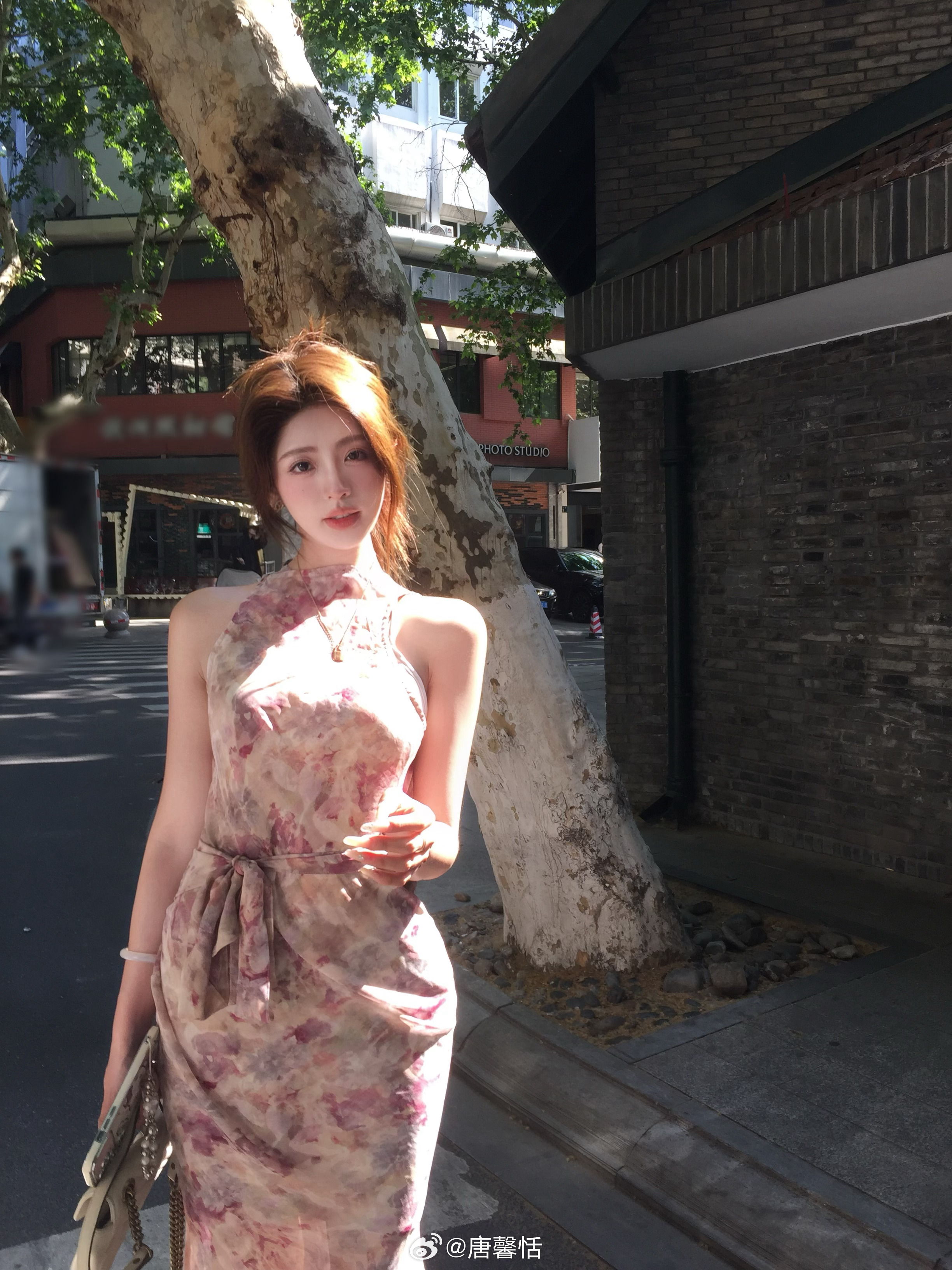 收拾箱子收拾的头疼自从月初测人格变成enfj以后我好像强迫症让自己变的有规划 ​