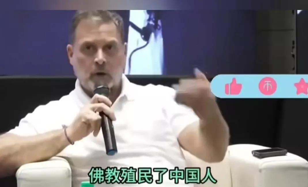 万物生长靠太阳，三哥自信靠口嗨！
不知是起猛了，还是饿透了，不知是喝多了，还是迷