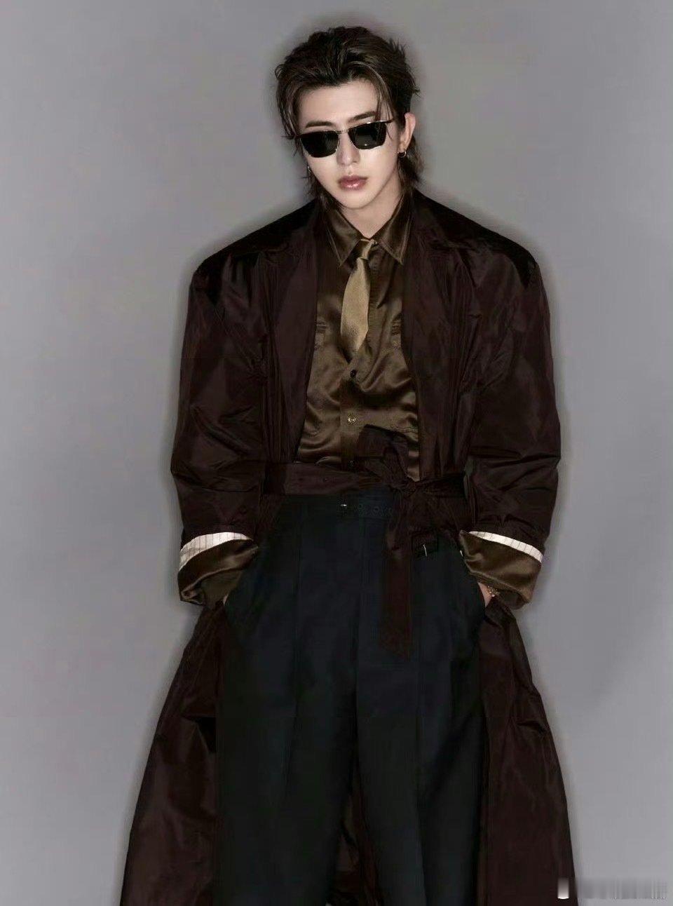 时尚与音乐双杀！GQ亲自安利《What a Day》，复古旋律+顶级时尚资源，冬