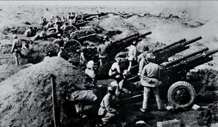 1948年10月，距离淮海战役开打不足一月，国民党高层公认军中仅有白崇禧有能力制