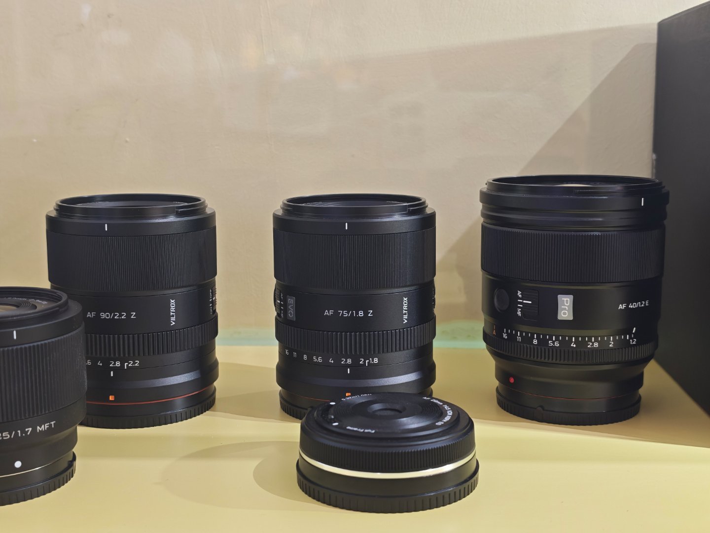 唯卓仕移轴镜头是35/2.8 