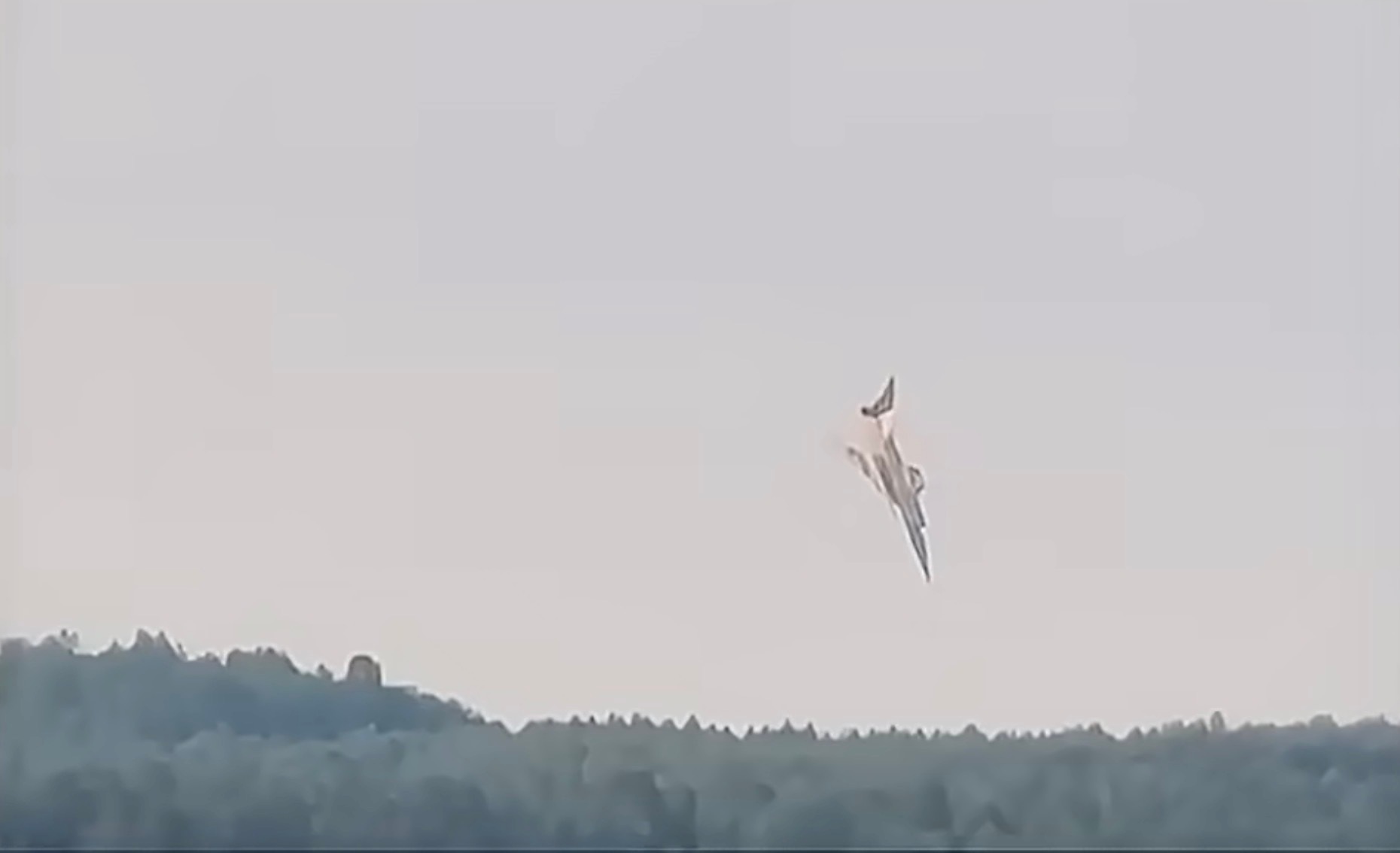 同一天，Tu-22M3和B-52H双双坠落，真是一对苦命鸳鸯 