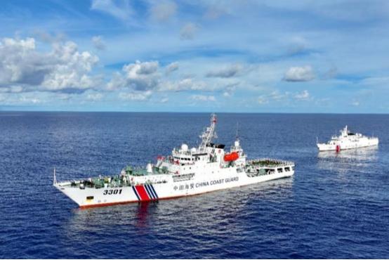 6月5日清晨东沙岛东北海域，大陆海警3501号舰正在执行常态化巡航任务，台湾“巡