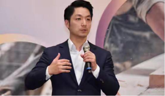 卢秀燕没戏了！根据岛内最新民调，国民党内参选2028的最有可能的是蒋万安。
 