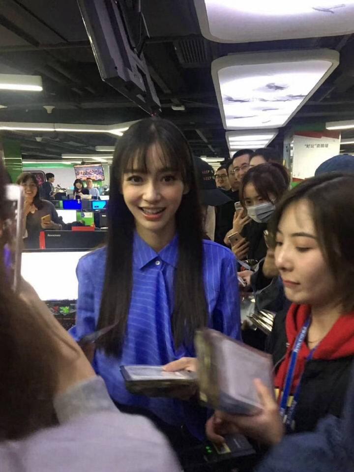 angelababy  💙angelababy 我保证她是天使 我的少女时代 