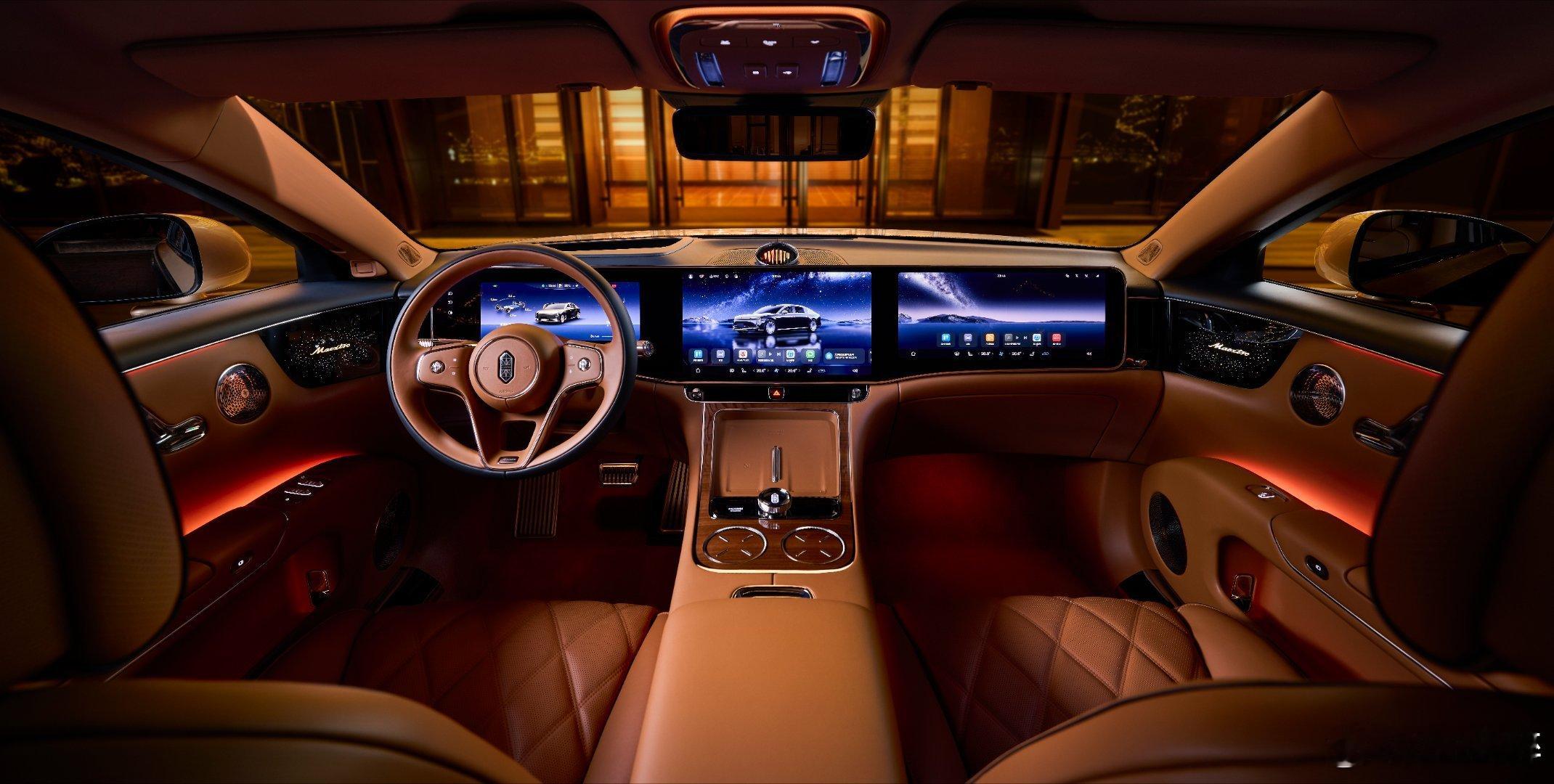 余承东曝尊界200万级新品轿车余承东首曝尊界新车百万级车型连续七个月稳坐销冠，如