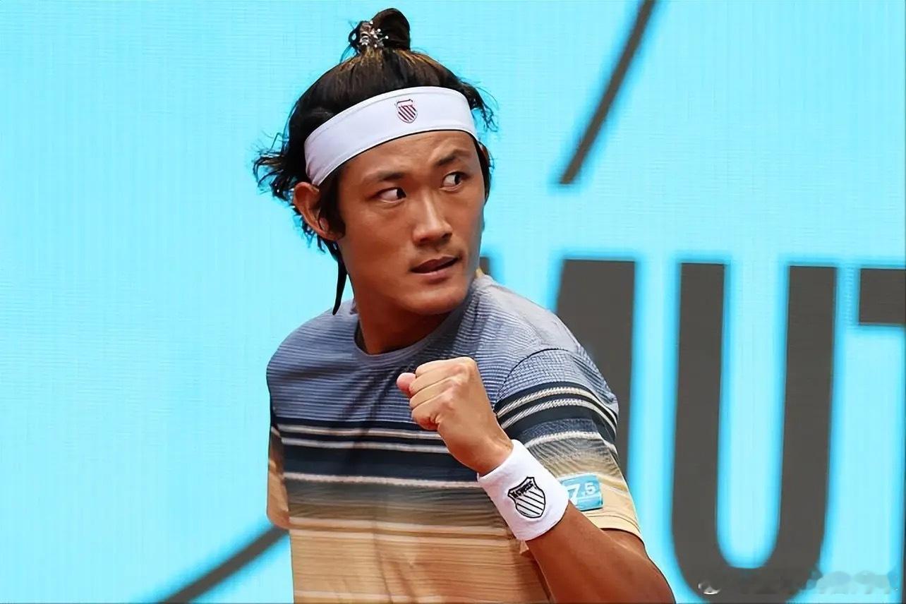 WTA/ATP1000罗马站直播:张之臻vs阿尔特迈尔 斯特凡尼尼vs奥斯塔彭科