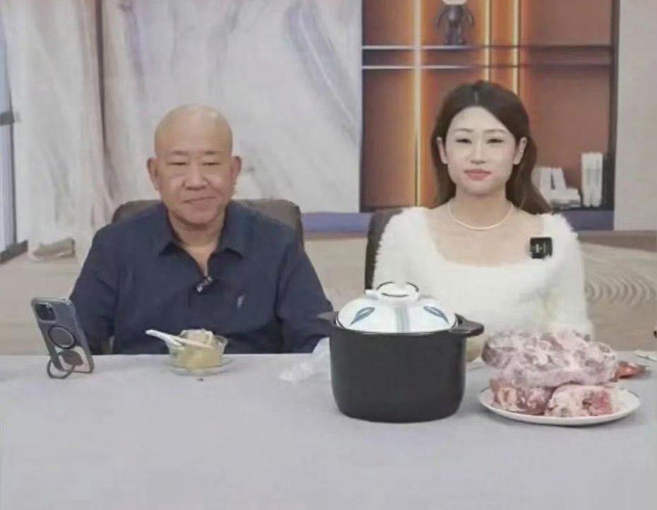 #明星收3.3万元坑位费只卖出一包木耳#明星并不是销量的保障，有时候在电商带货这