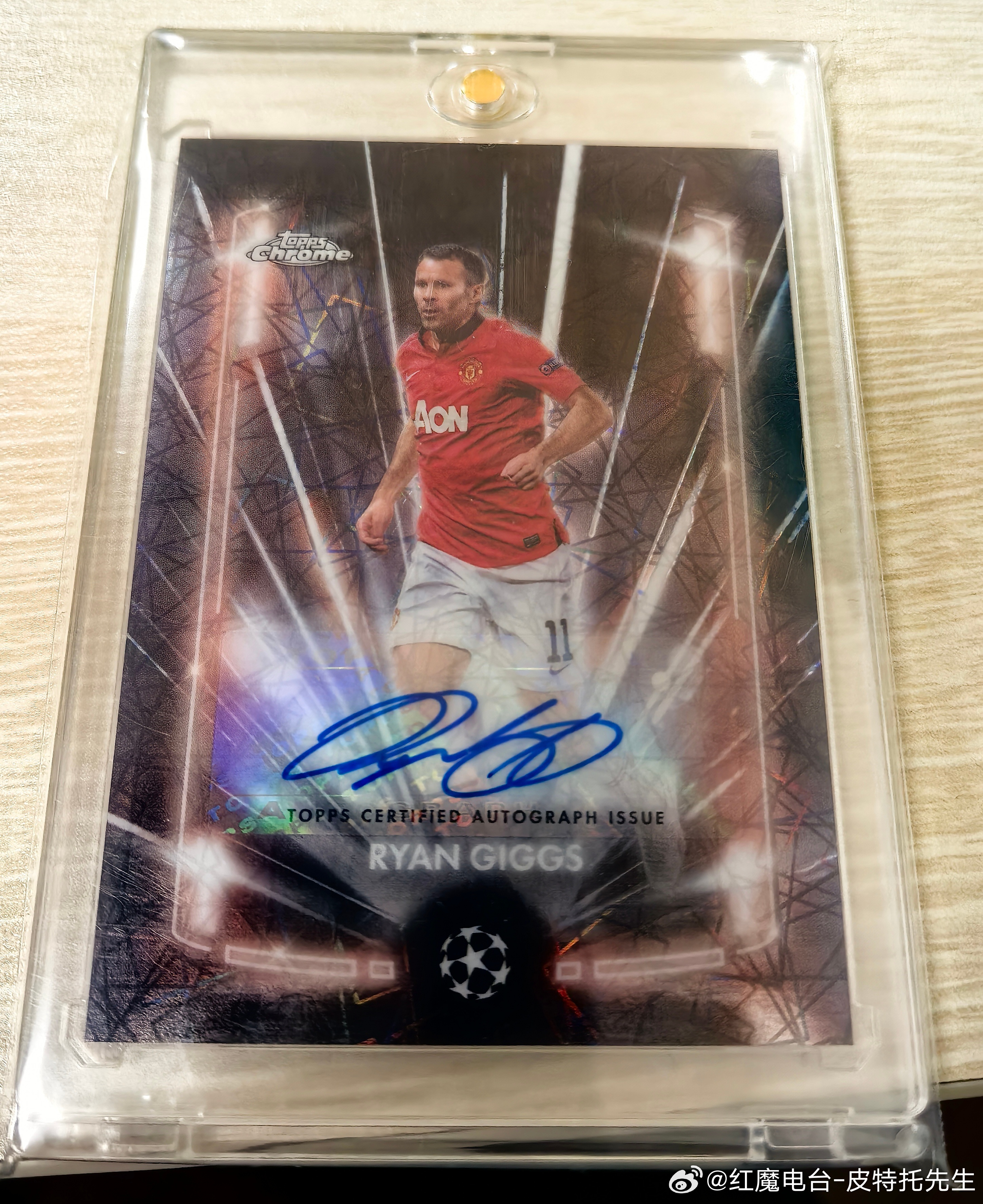 一早收到来自同事的礼物曼联足球俱乐部曼联