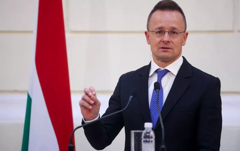 匈牙利外长西雅尔多公开指责欧盟，称其把乌克兰的利益放在首位，却忽视了欧盟本国公民