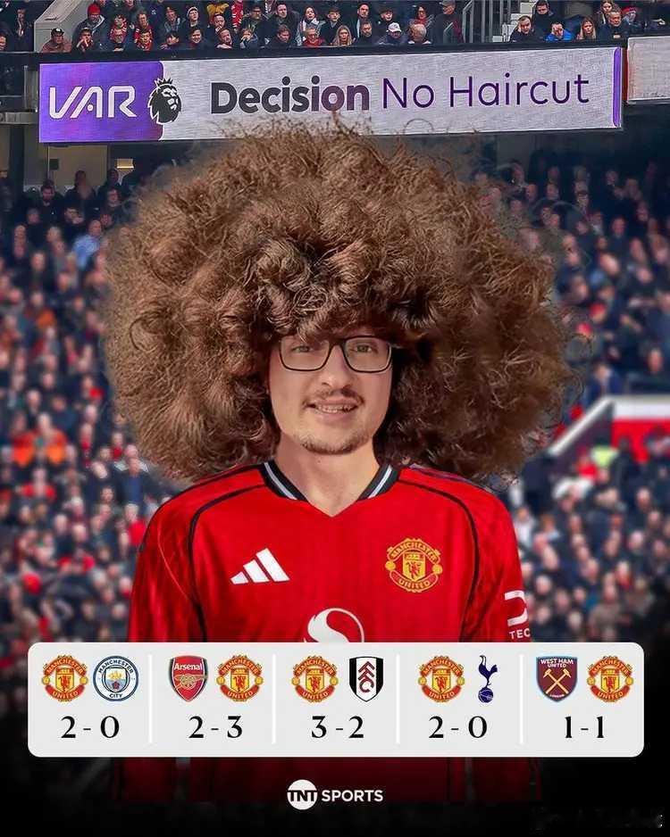 蓄发哥头发已经很长很长了，曼联错失五连胜，“蓄发哥”剪头发的日子还得再等等！02