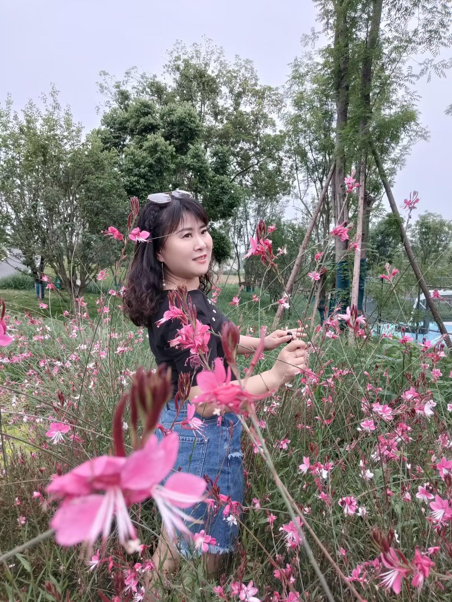 生活从来不是你想什么，就给什么，好的坏的，冷的暖的，真的假的， 都要一一经厉，  有酸有甜，有悲有喜，有笑有泪 ，都要自己慢慢体会。