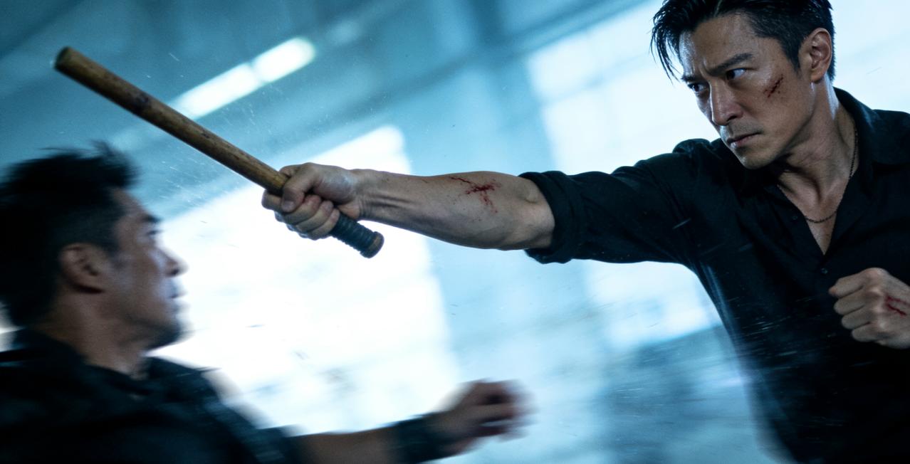 袁和平谈《镖人》：三代武打人联手，华语武侠重回硬桥硬马！
 
81岁“天下第一武