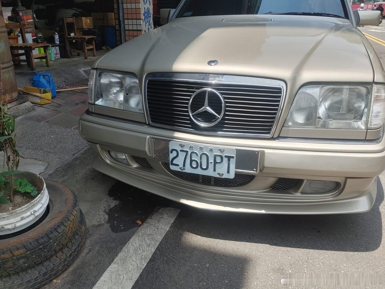 台湾老车 🇩🇪Benz S124 Wagon WALD Style ​​​