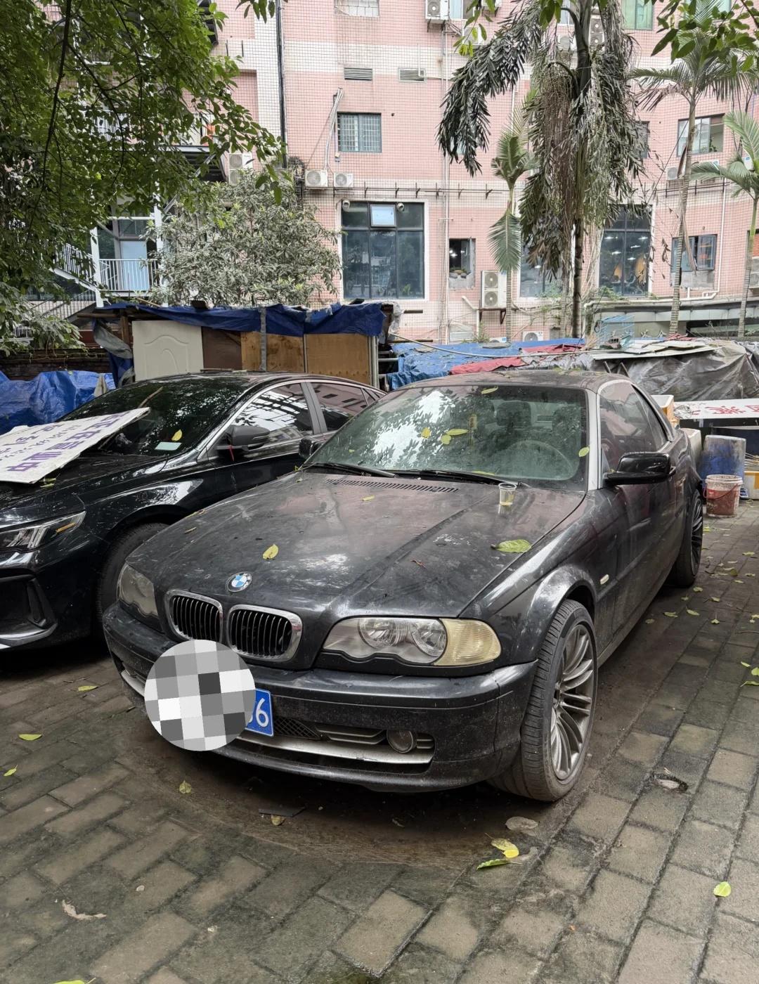 重庆的阴雨天有多夸张，是谁的宝马长霉了
宝马
宝马3系
室外停车