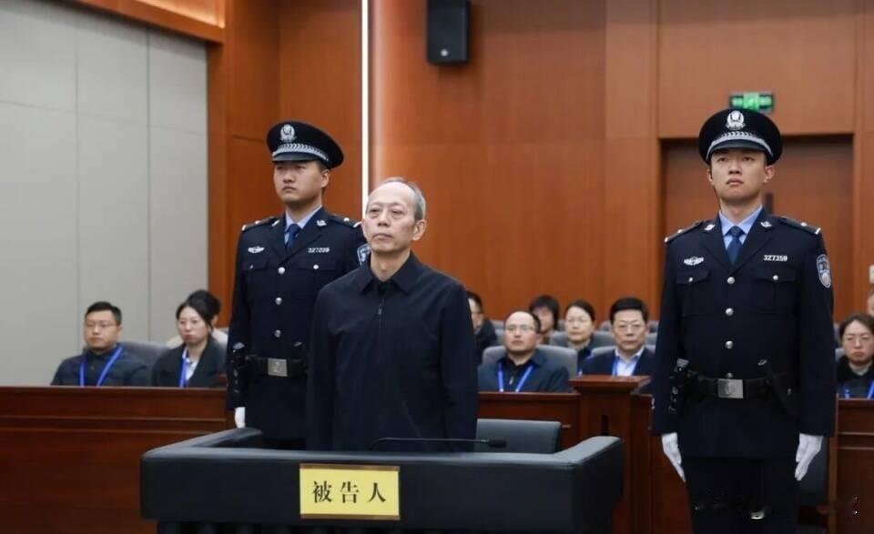 苟仲文罪大恶极！河南8万杂技武校孩子被迫改练冰雪，仅2人参加冬奥会。跨界跨项的资