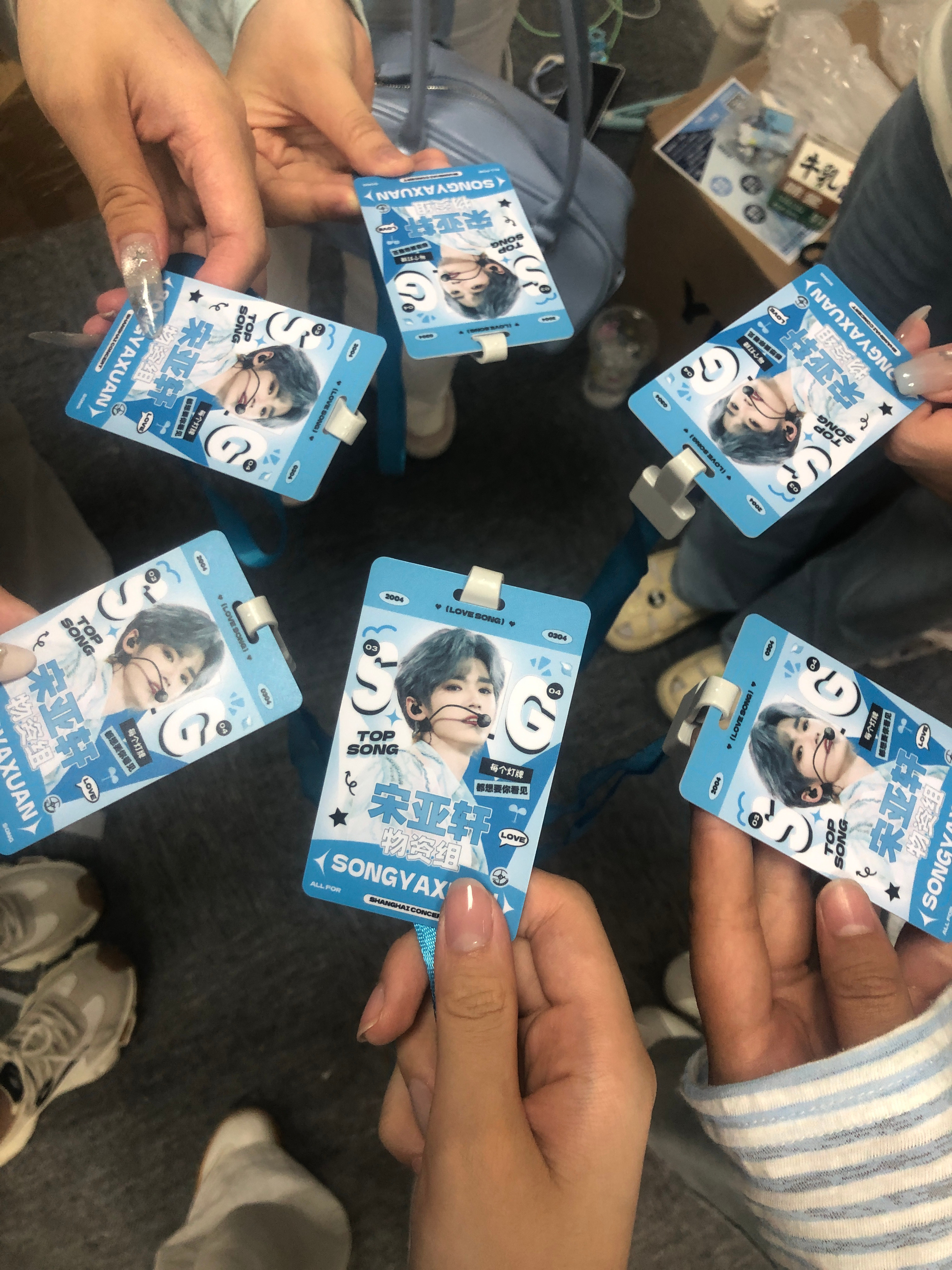 问问谁能帮抢洛阳 会去运输 上海去干物资 女孩们 