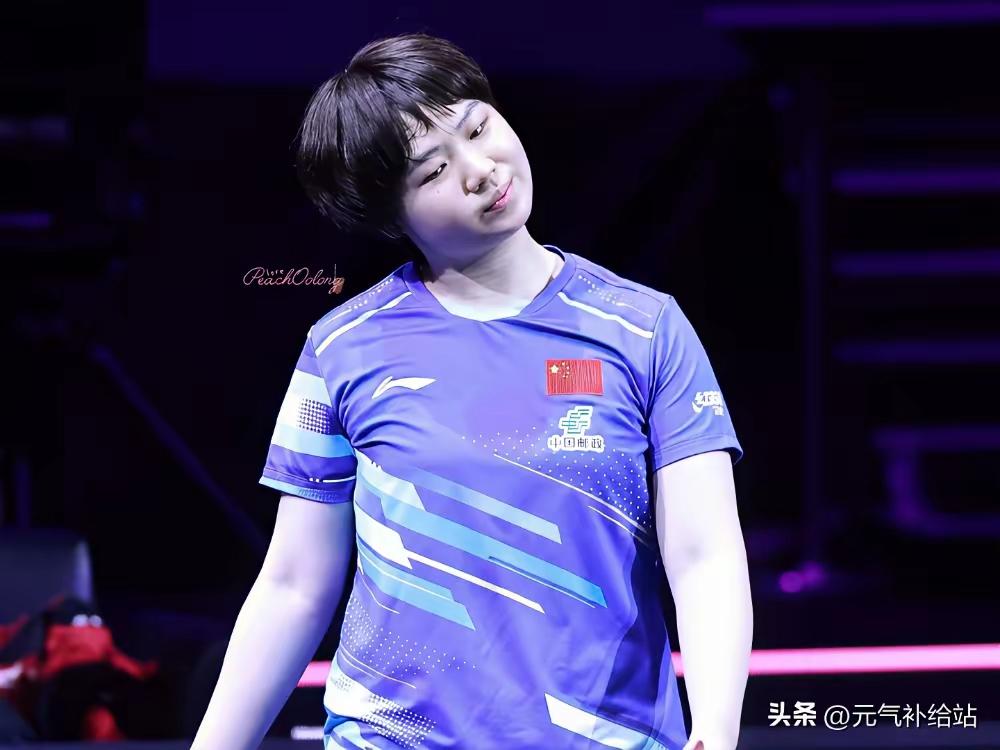 蒯曼想成大器，先把心理素质练好了！重庆冠军赛女单决赛，蒯曼输给日本小将张本美和，