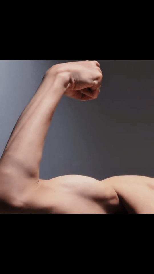 感觉一拳可以打十个 ​​​