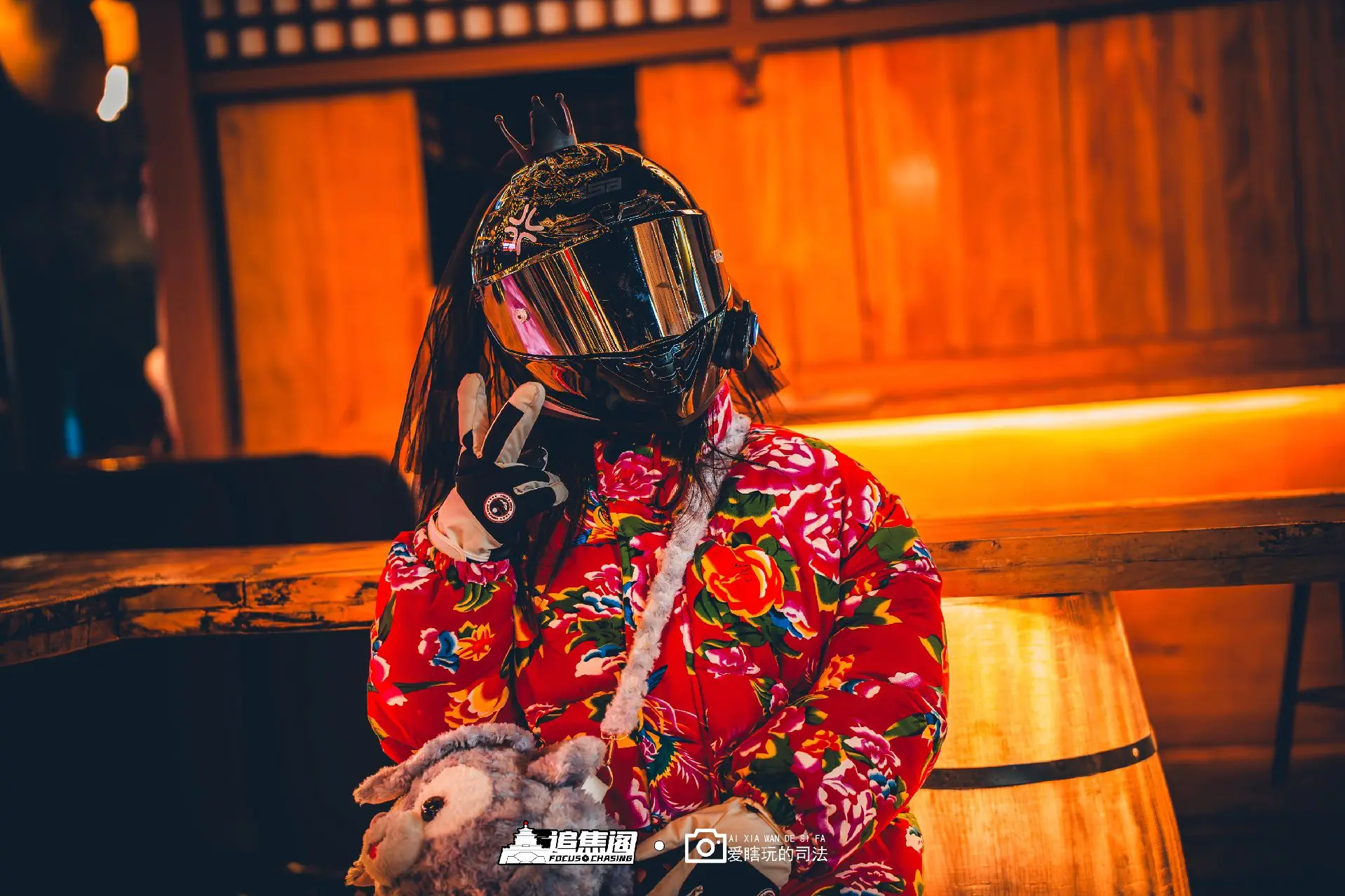 “不拜金我拜什么 难道拜托你不要离开我吗”