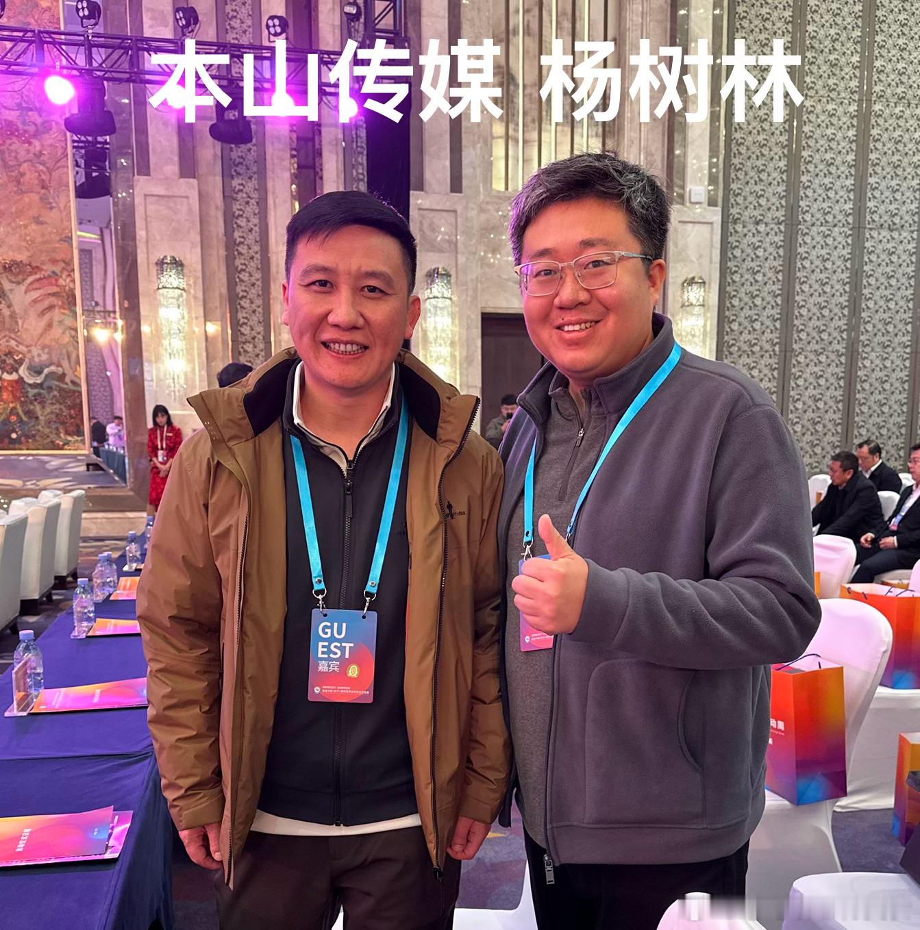 【十一国庆小长假即将结束 】十一国庆小长假一晃就要结束了，感觉时间嗖一下就过去了