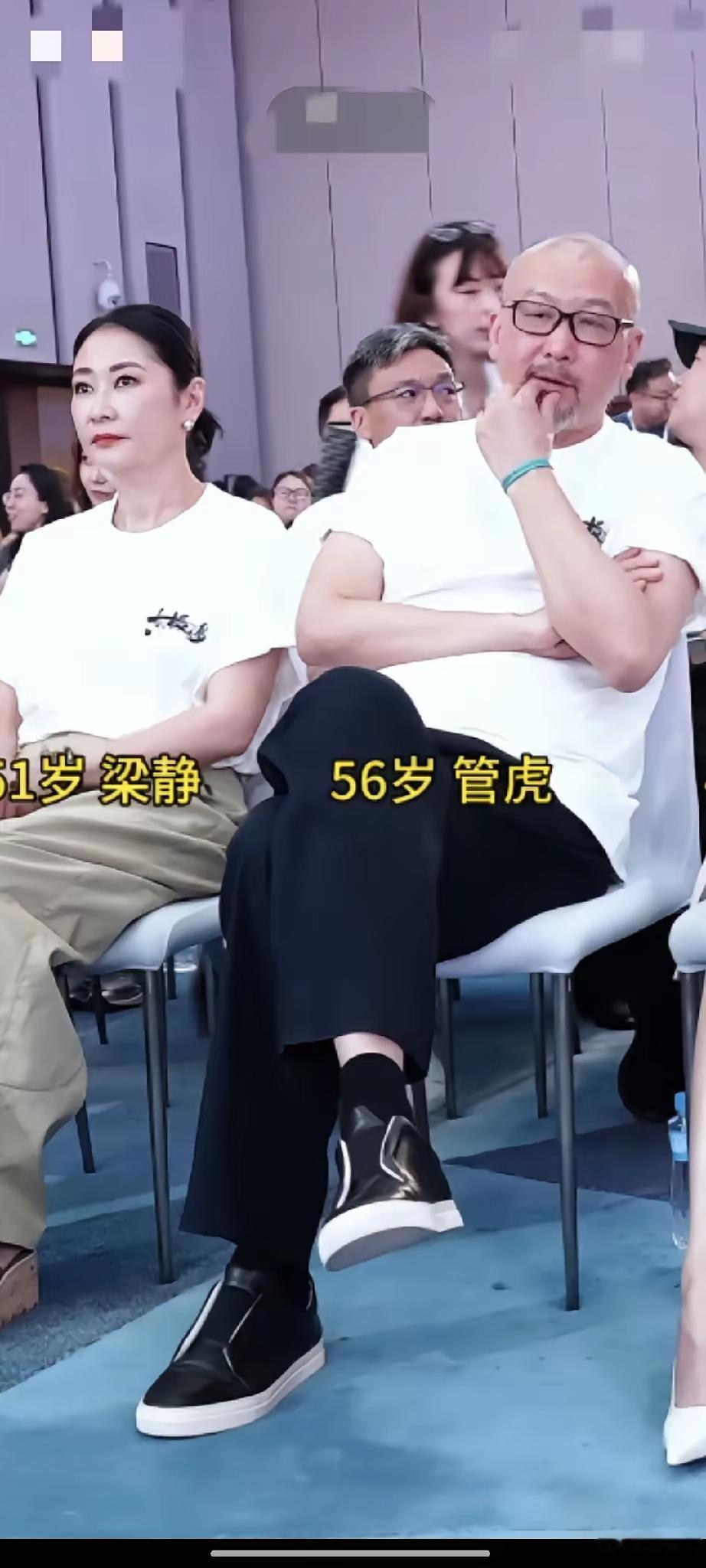有个大胆的猜测管虎和梁静要淡出电影界了原因有三个​第一个，《东极岛》路演时，梁静