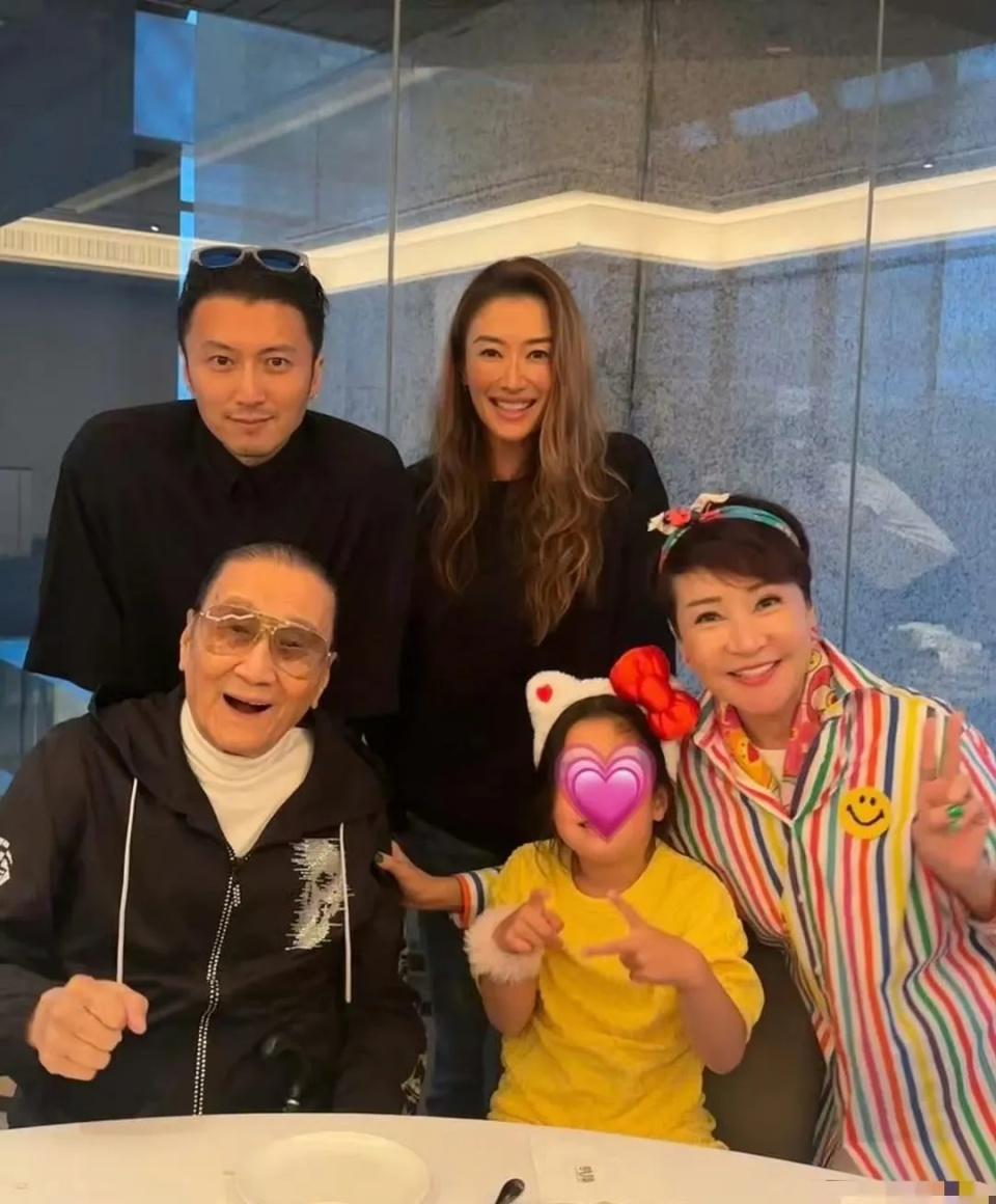 网传谢贤遗产分配细节，谢霆锋分到房产与金融资产，谢婷婷所得大多是珠宝与私人藏品。