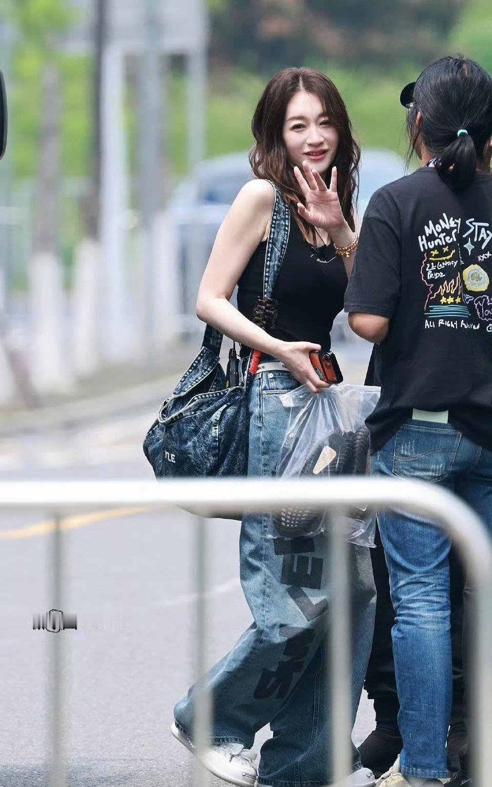 每天吃个唐僧就能保持美貌[允悲][允悲]小冉姐这保养方式太特别，好奇乘风2026