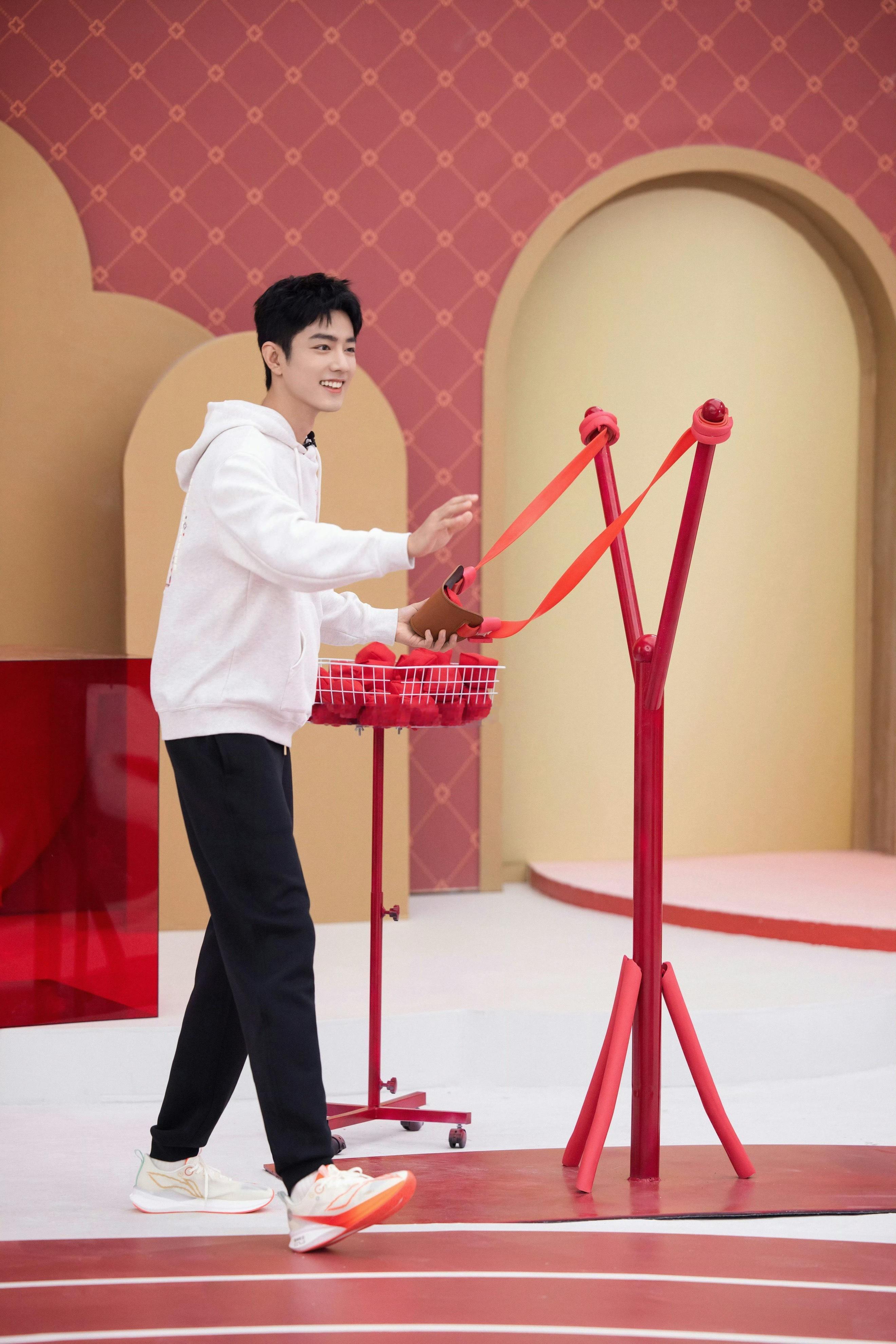 ——ʚ₁₀₀₅ɞ—— 肖战 李宁战超级无敌帅！青葱男大校草来也~肖战微博之夜投票