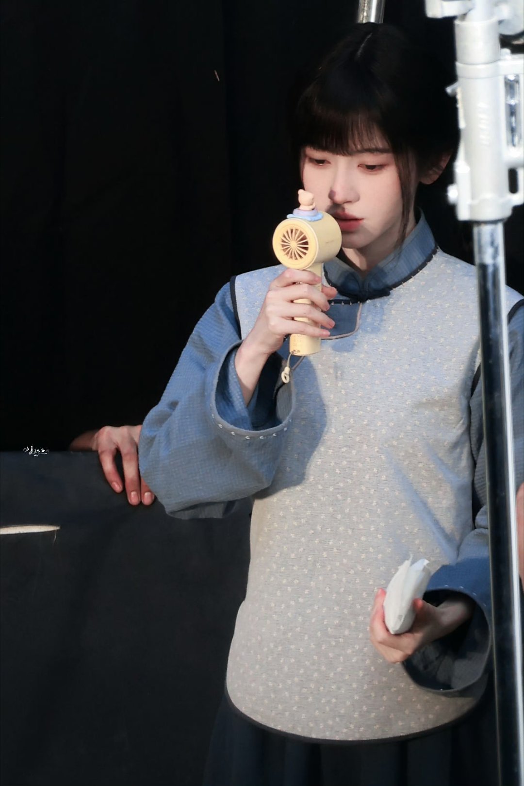 鞠婧祎 🍊鞠婧祎 🍊﻿鞠婧祎苏绿夏 “玫瑰是浪漫的代名词 而你是浪漫本身” 