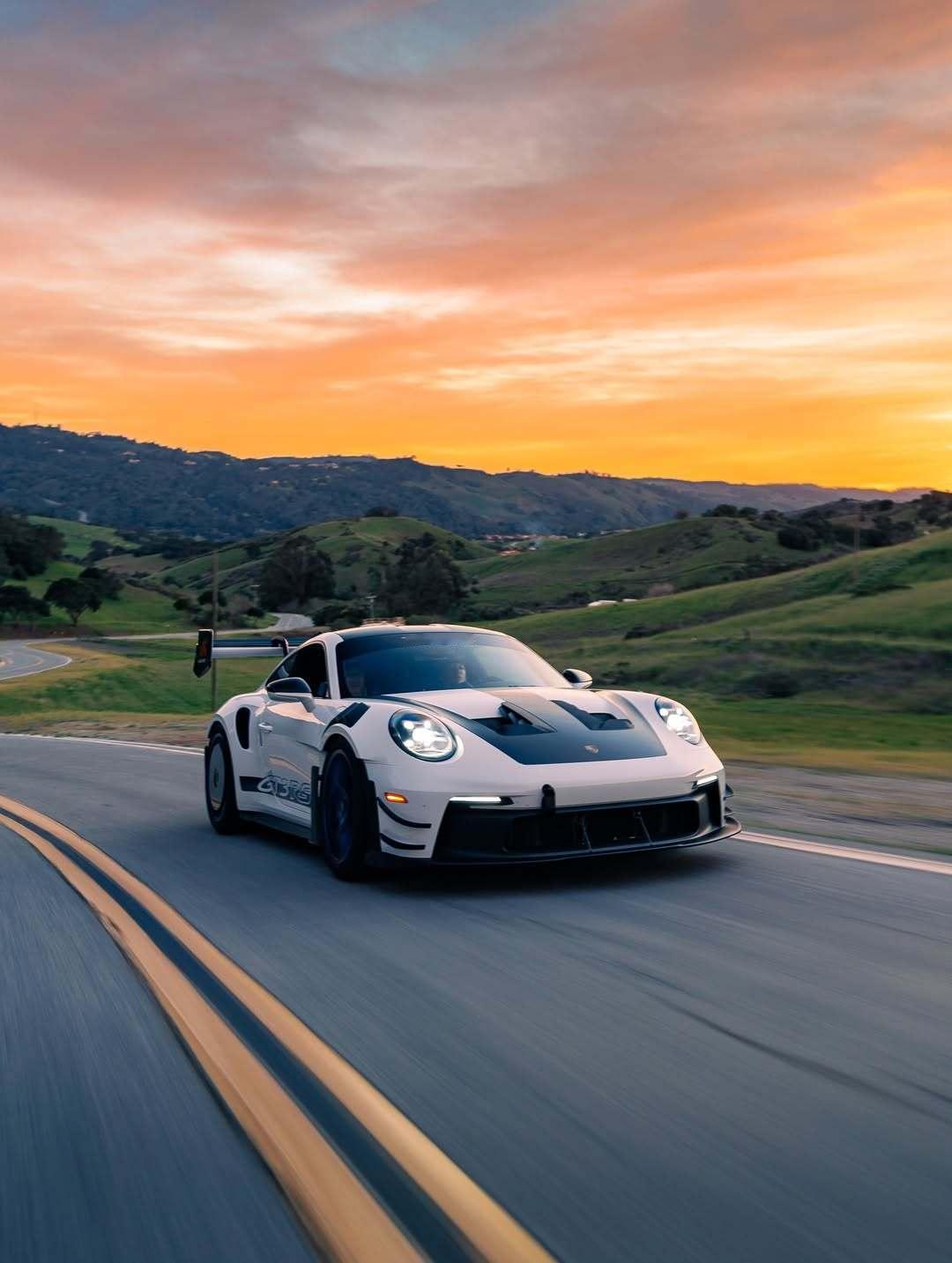 保时捷 Porsche 992 GT3 RS Manthey Racing，太帅